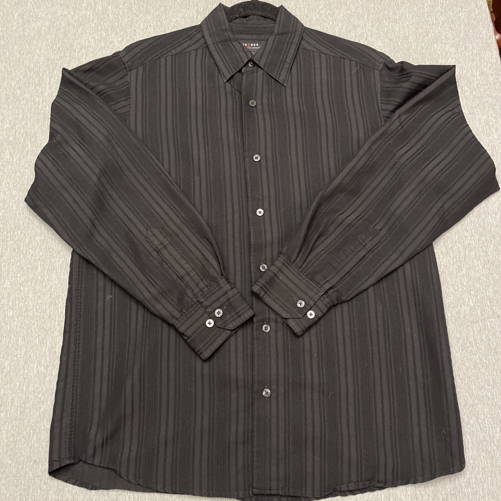 Axcess Mens Long Sleeve Black Button Down shirt Size M Untucked Rayon/Poly Blend