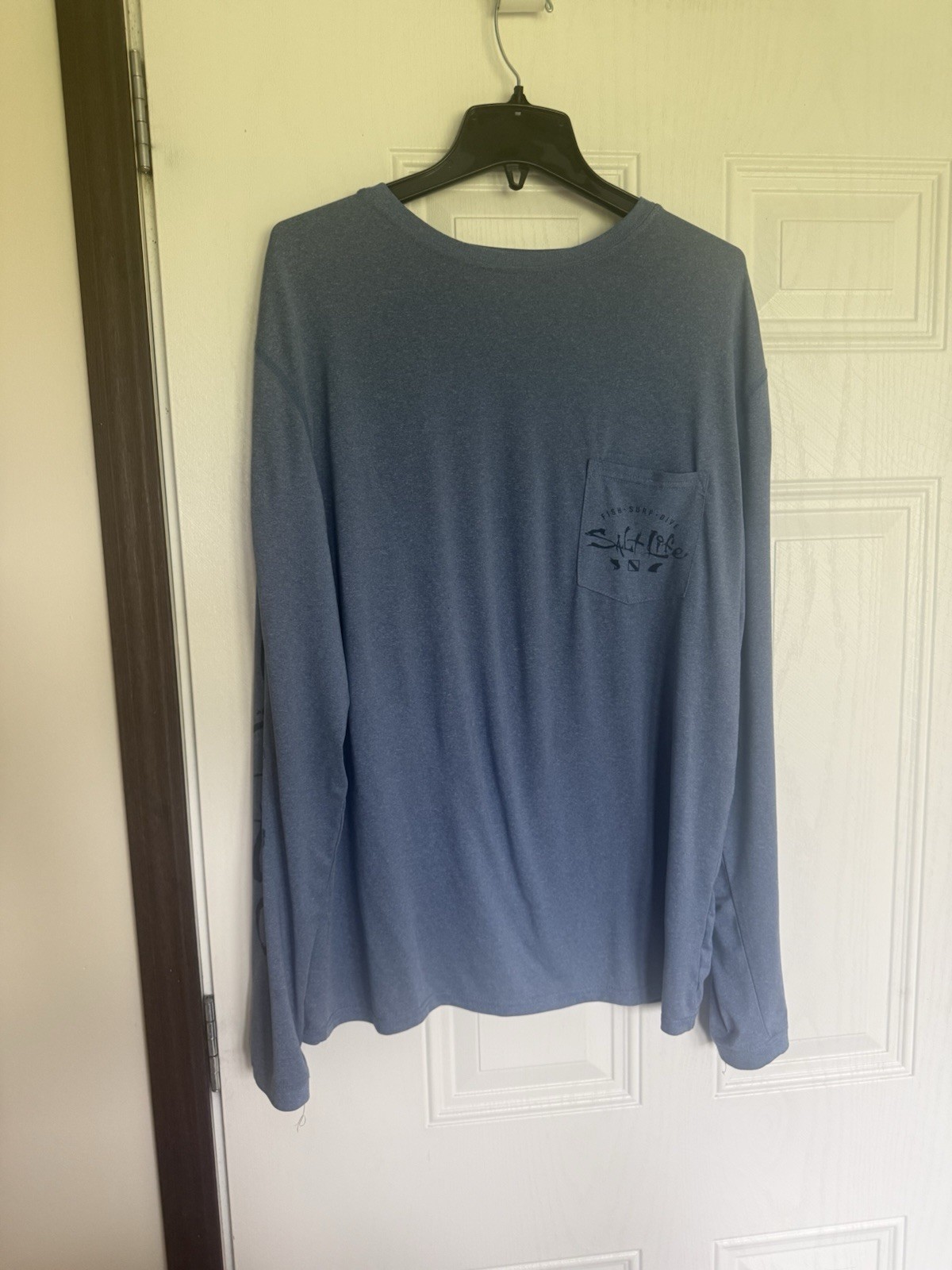 Salt Life blue performance long sleeve shirt – M