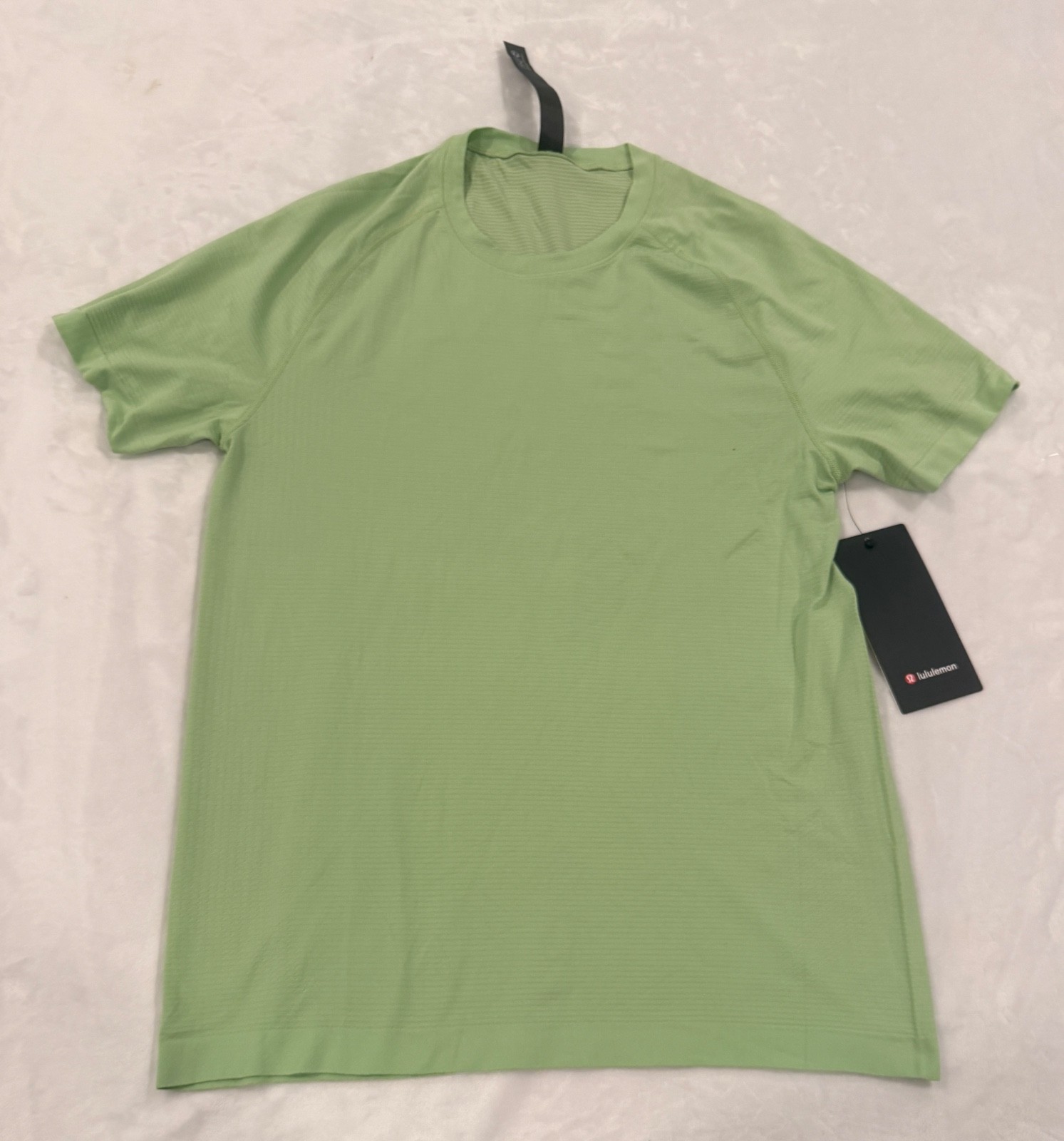 Lululemon Metal Vent Tech Short Sleeve Shirt Men’s Small S Light Green KRSH