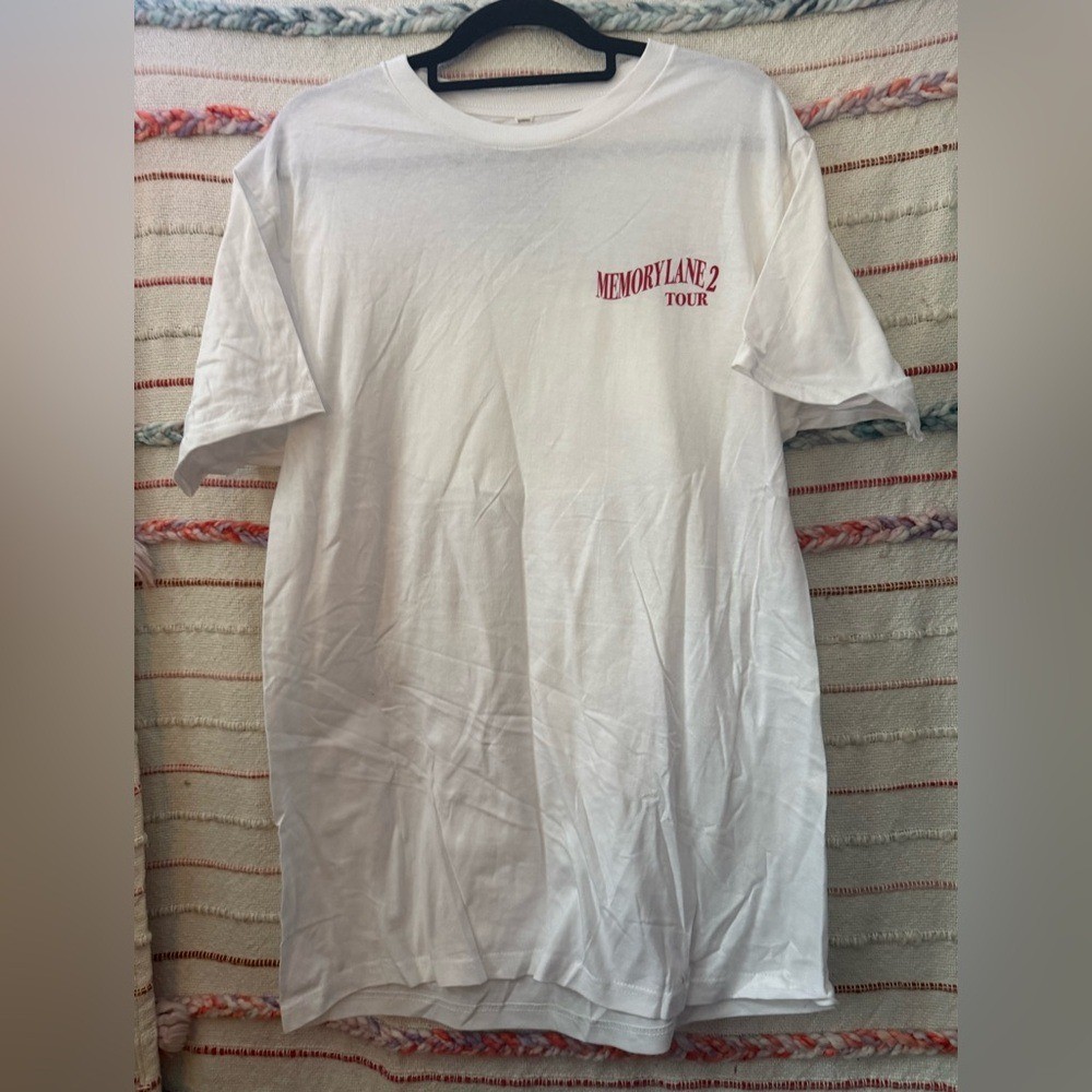 Men’s Shordie Shordie Memory Lane 2 Tour – White Graphic Tee NWOT