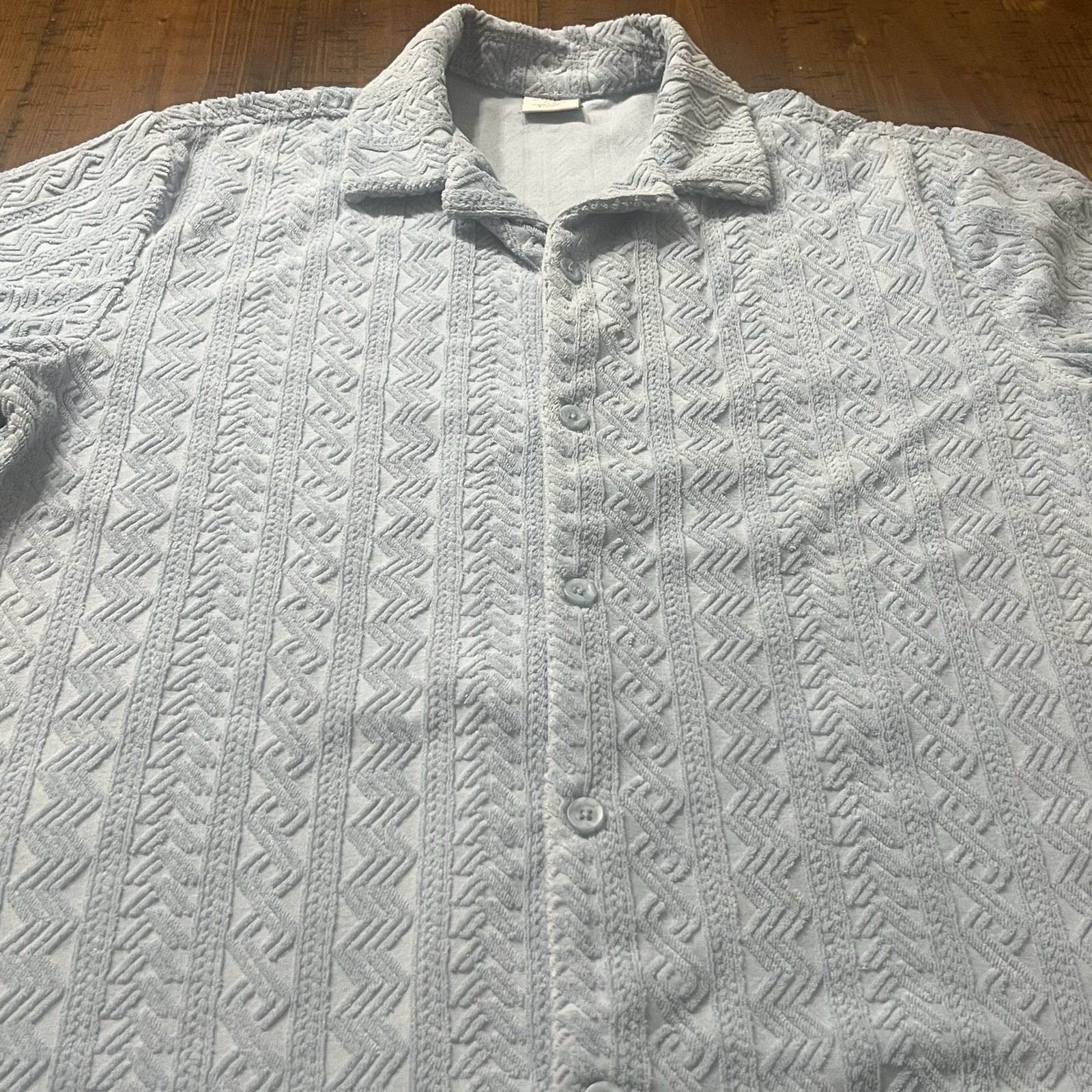 Urban Outfitters Button-Down Shirt Men’s Medium Textured Pattern Terrycloth Blue