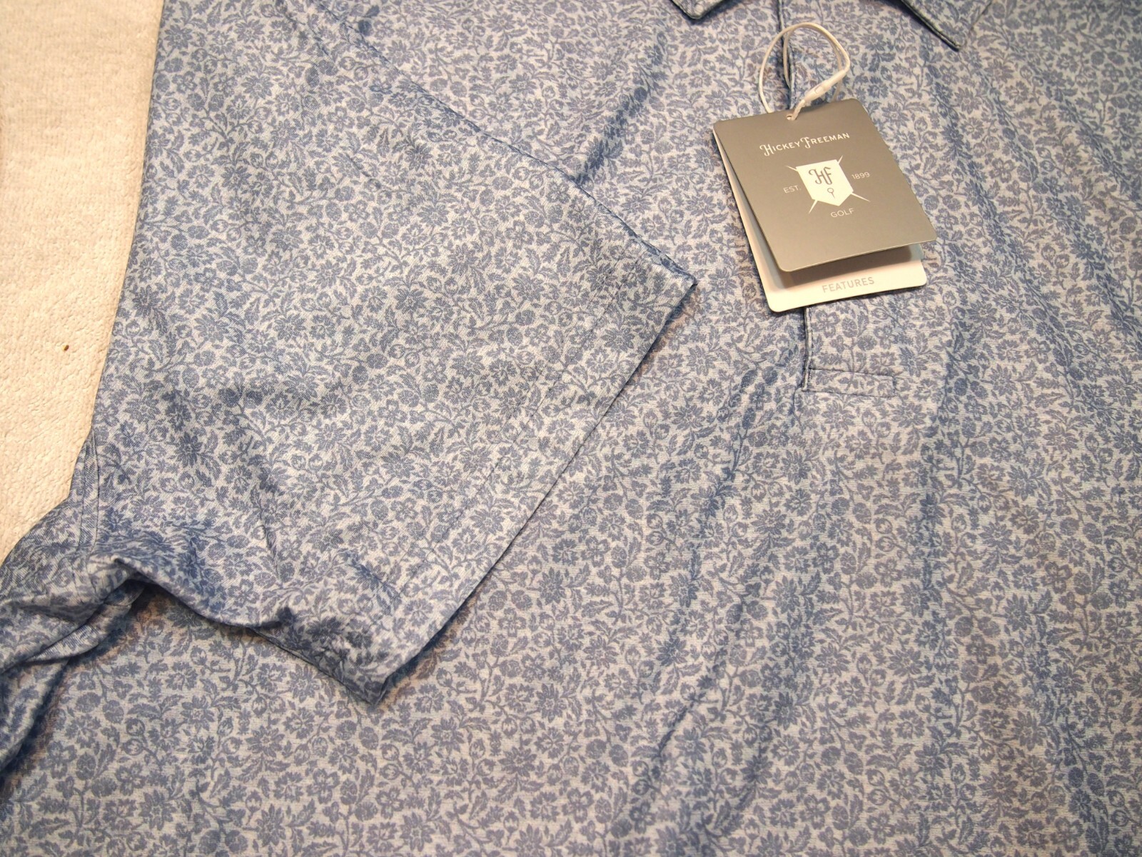Hickey Freeman Performance Fabric Floral Pattern Golf Shirt NWT L $94 Light Blue