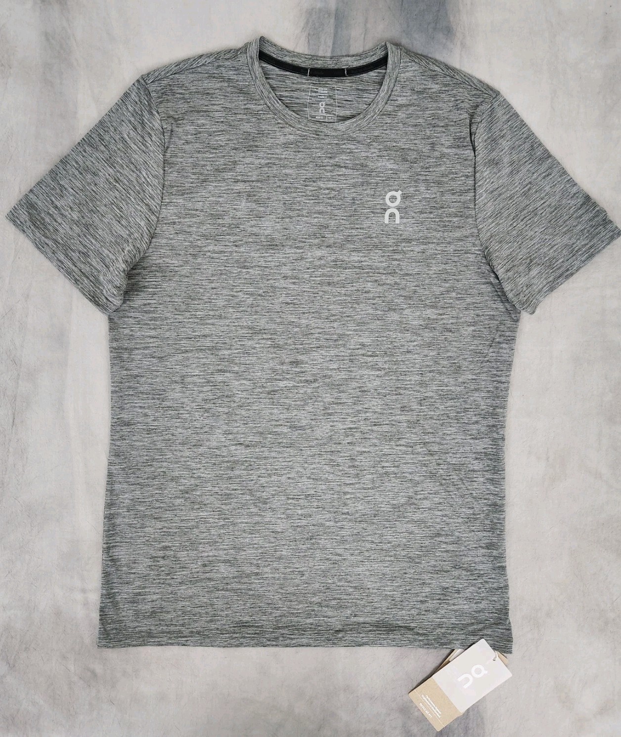 On Cloud Core T Heather Grey T Shirt Men’s Size Small New