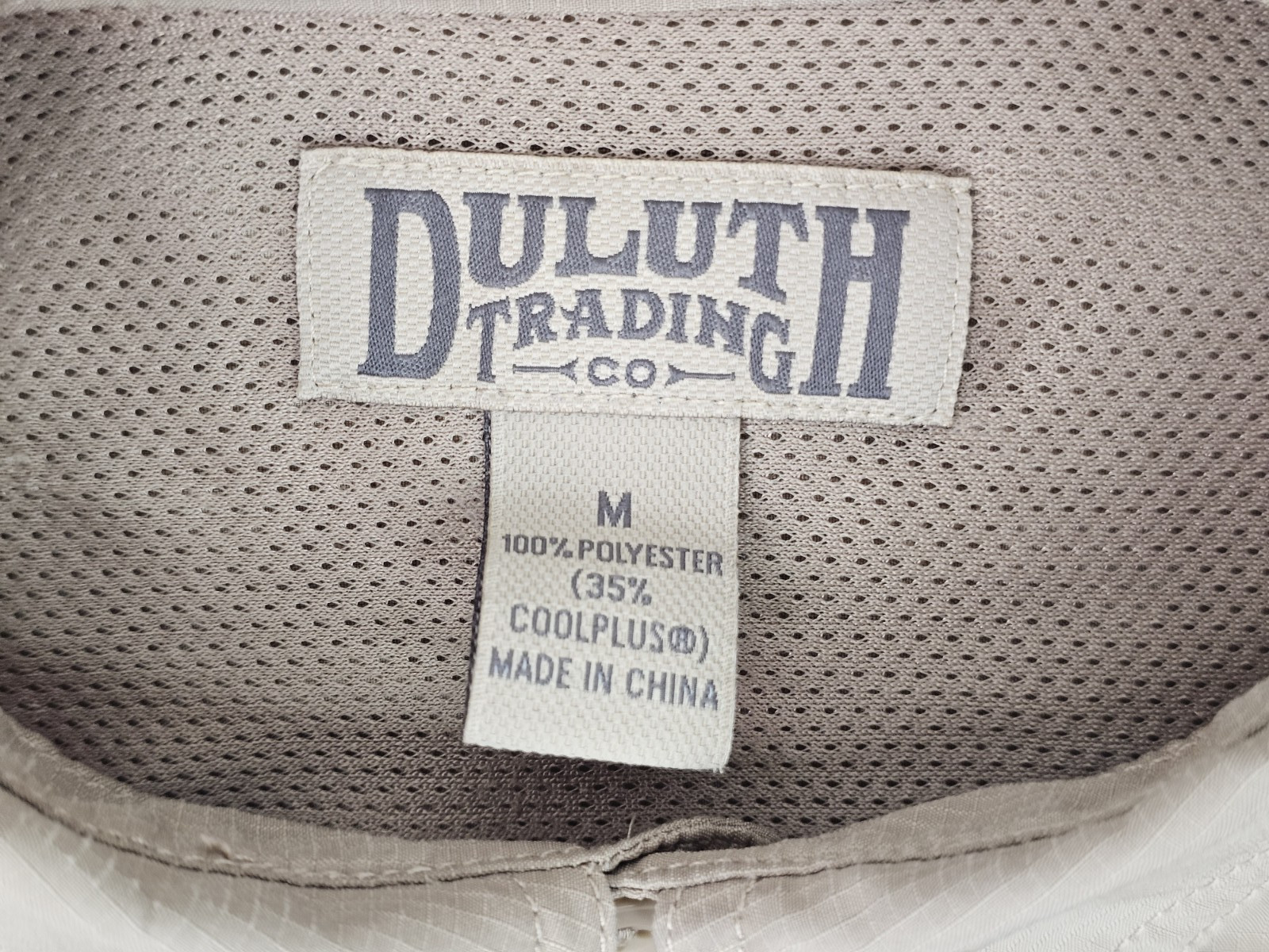 Duluth Trading CoolPlus Fishing Mesh Vent Shirt Men M UPF 50 Reach Gussets Beige